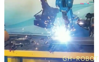 機器人擺動焊接